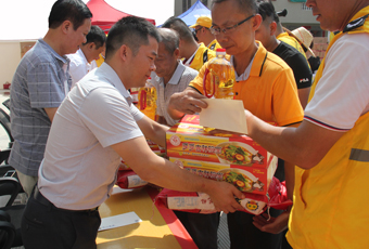 助力扶贫，情暖故乡 | 哈哈体育集团捐赠百万元物资